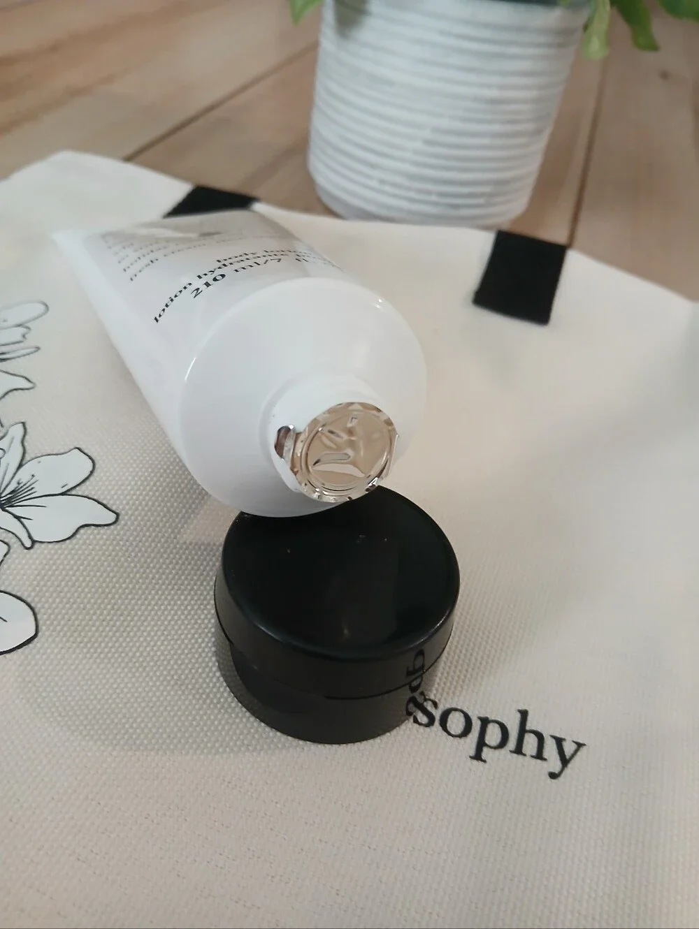 NWT Philosophy Fresh Cream Body Lotion With Brand New Philosophy Tote Bag